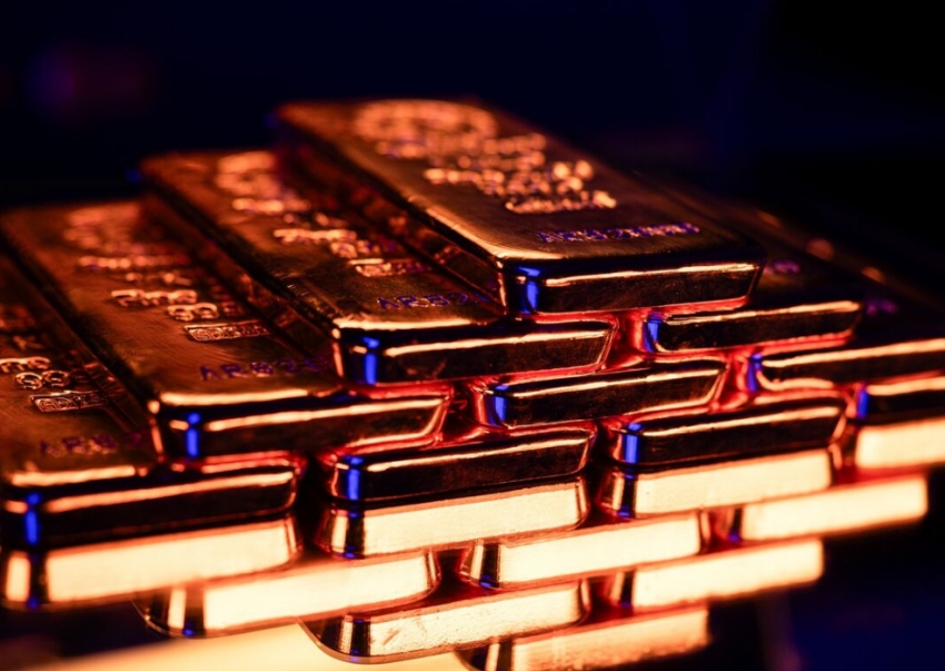 الذهب يستقر بعد 4 جلسات من المكاسب.. والأسواق تترقب تحركات السندات الأمريكية