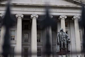 عائد السندات الأمريكية لأجل عشر سنوات يقفز صوب 1.63%