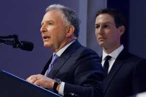 انتهاء الجولة الثانية من المفاوضات الإمريكية الايرانية وسط تدريبات عسكرية في هرمز