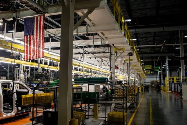 نشاط المصانع في نيويورك يتوسع على غير المتوقع ونمو الأسعار يتسارع