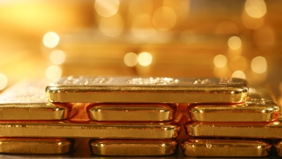 الذهب يتراجع مع التركيز على محضر اجتماع الاحتياطي الفيدرالي ومؤشرات مسار الفائدة