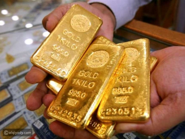 الذهب يستقر قرب اعلى مستوى على الاطلاق مع تقييم المستثمرين لتصريحات باول