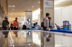 انخفاض طلبات إعانة البطالة الأمريكية بأكثر من المتوقع