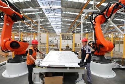 نمو الناتج المحلي الاجمالي للصين يتجاوز التوقعات لكن يخفي طلباً ضعيفاً في الداخل