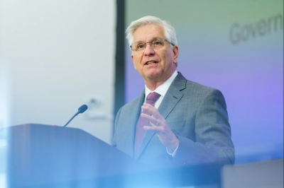 السندات الأمريكية تقلص التراجعات بعد تعليقات تنحاز للتيسير من مسؤول بالفيدرالي