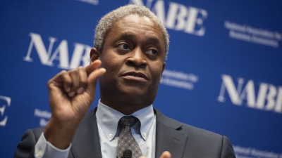 بوستيك من الاحتياطي الفيدرالي : الولايات المتحدة قد تكون على "أعتاب" التحول في التضخم