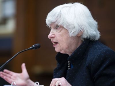 يلين: الاقتصاد الأمريكي "صامد"، ولا نتوقع حدوث ركود